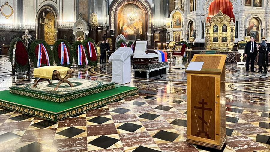 Православные Похороны. Что нужно для погребения человека?